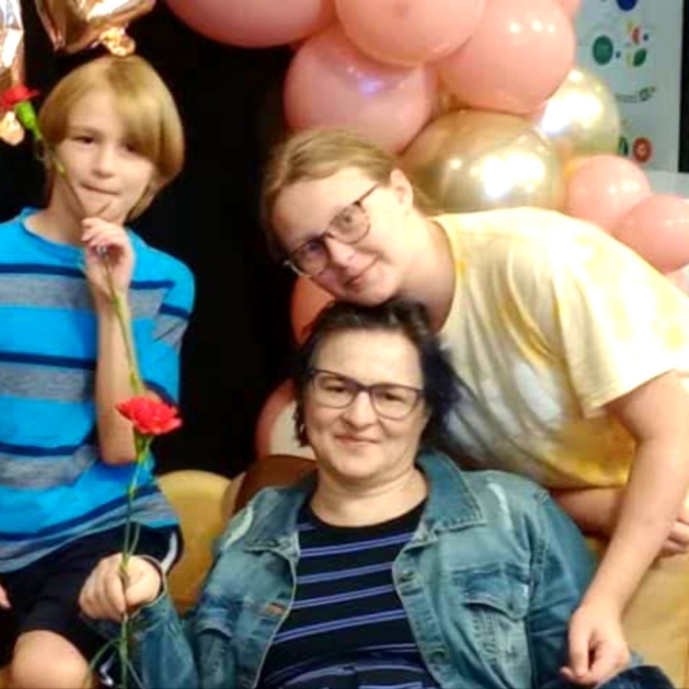 Meet your Posher, Claudia